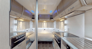 Cruisin Motorhomes 6 Berth Deluxe