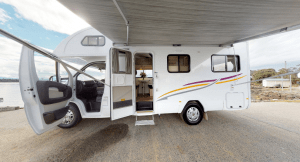 Cruisin Motorhomes 6 Berth Delux